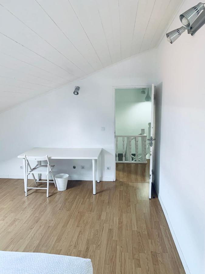 Restelo House Shared Appartment Alges Exterior photo